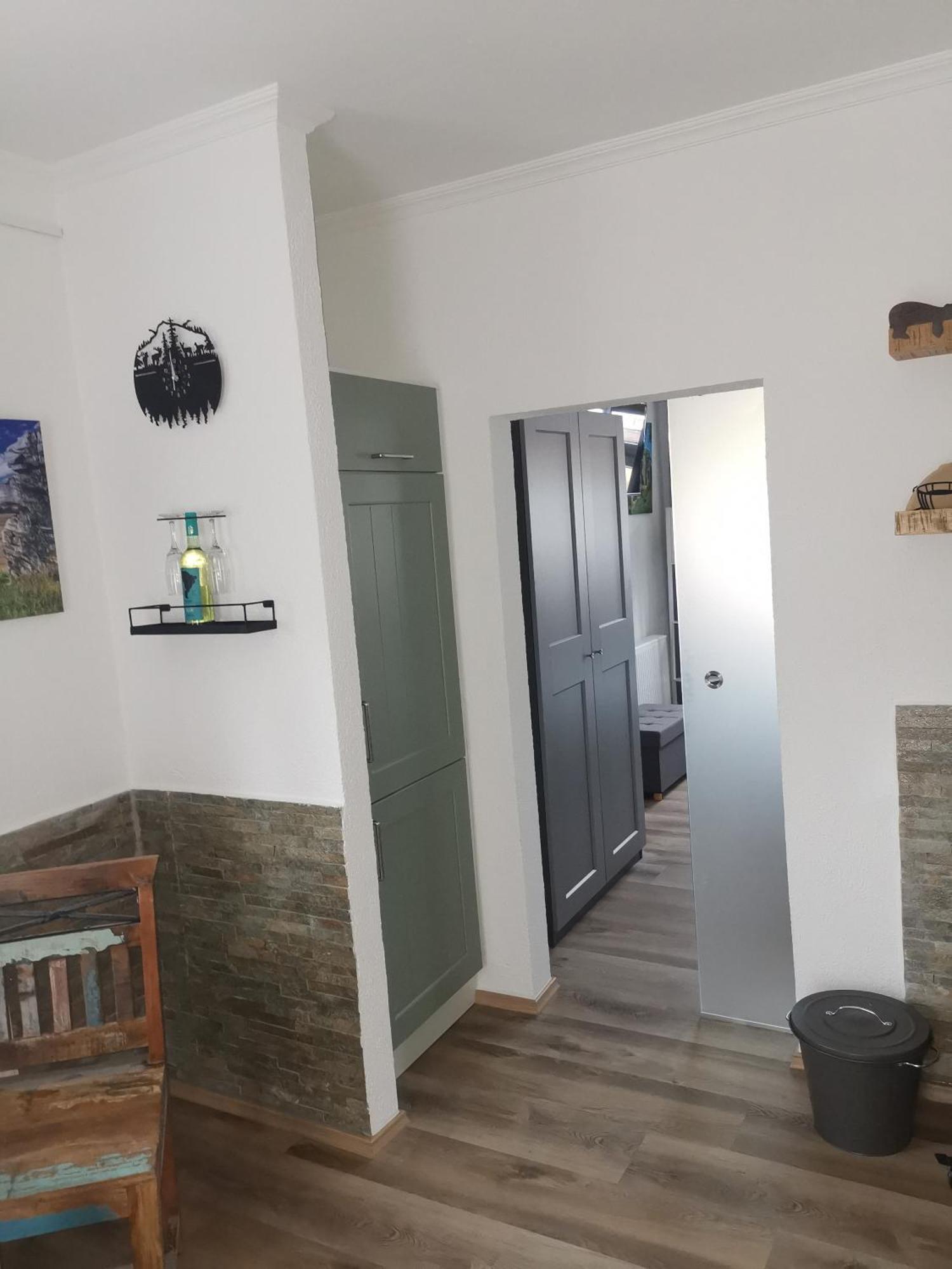 Pauls Hexenhaus Wohnung Hexe Mit Fahrrad Garage Und Innenhof Fuer Motorraeder Thale Ngoại thất bức ảnh